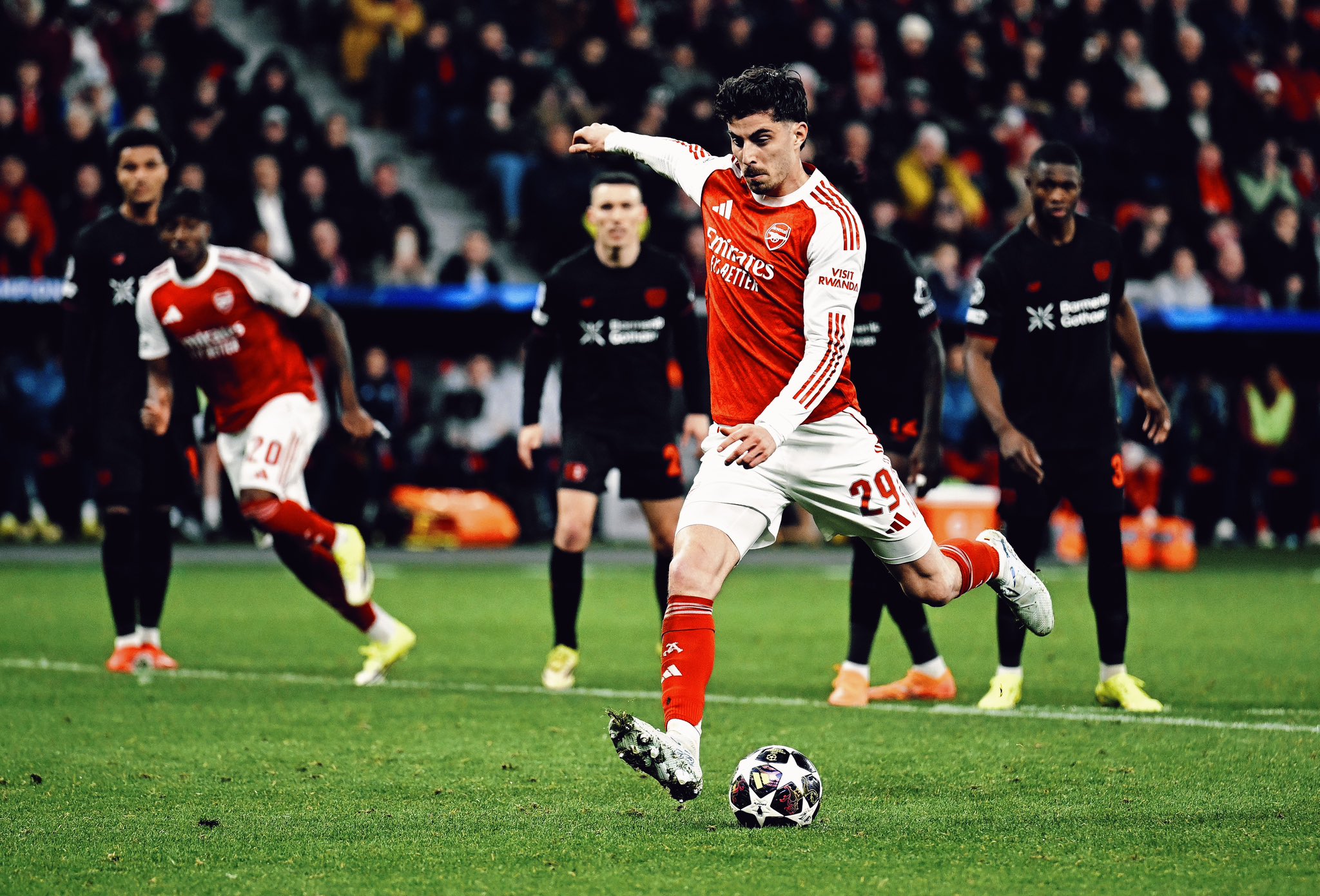 HAVERTZ SELAMATKAN ARSENAL DI LEVERKUSEN